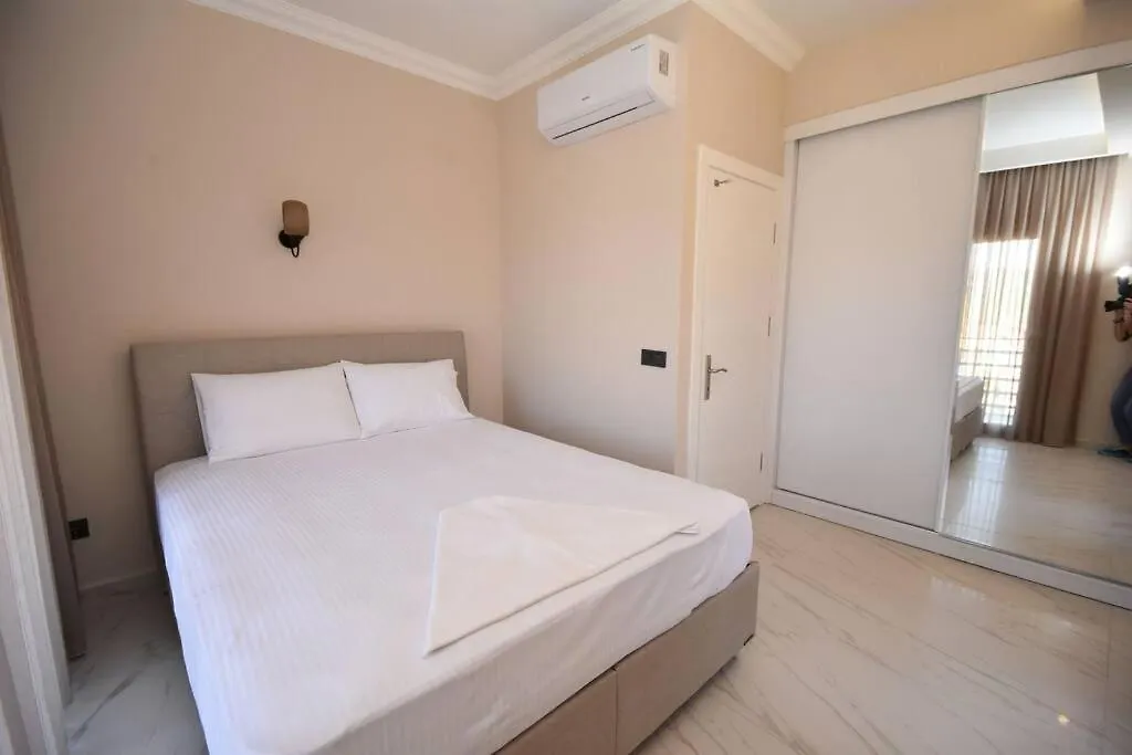 Villa Nurten Oeluedeniz'E Yakin Villa Fethiye