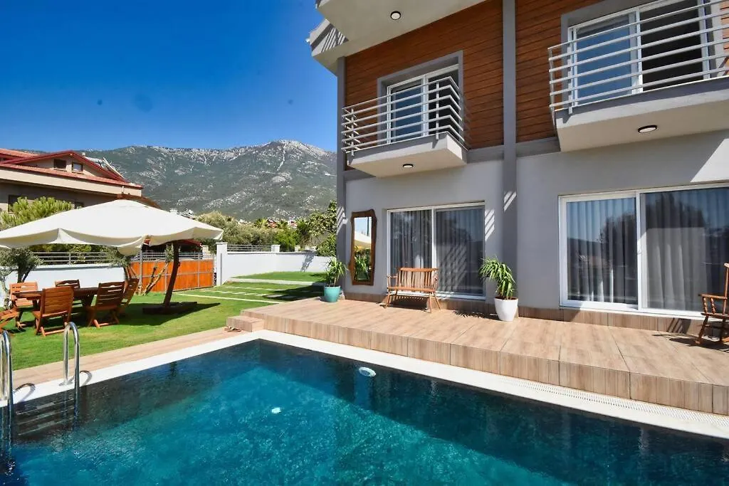 Villa Nurten Oeluedeniz'E Yakin Villa Fethiye 0*,